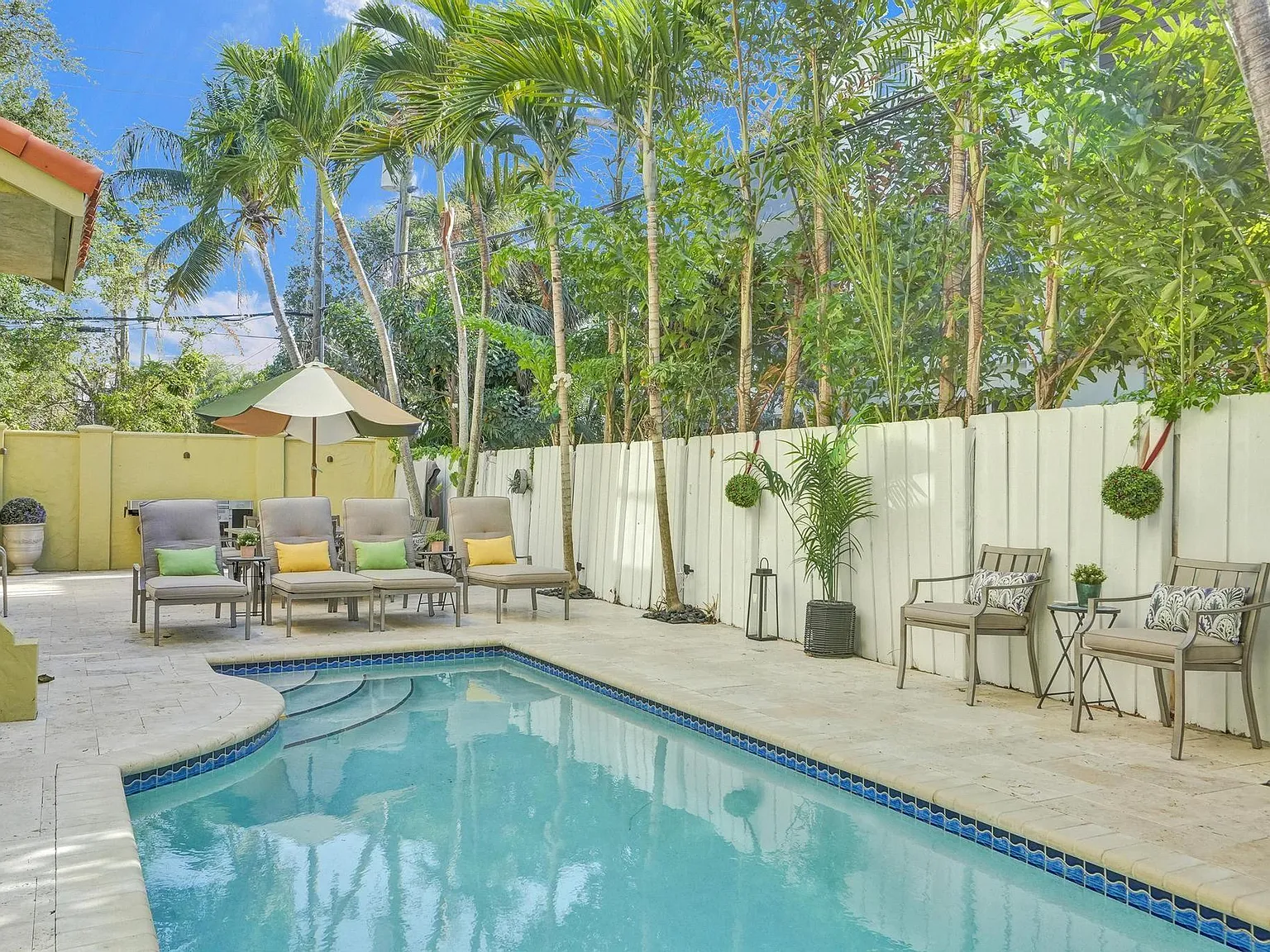 4 bed, 3.5 bath, 2586 sqft, $9,500 — Photo 4