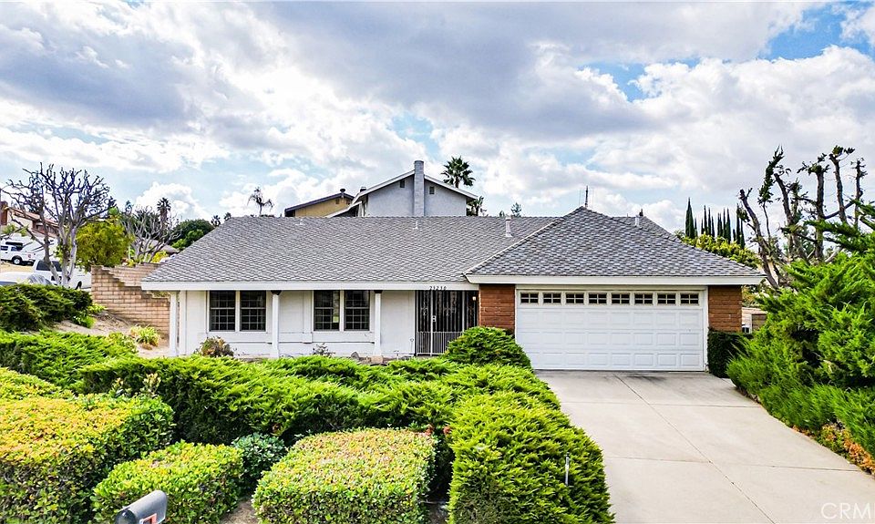 1st image of 23230 Tioga Dr