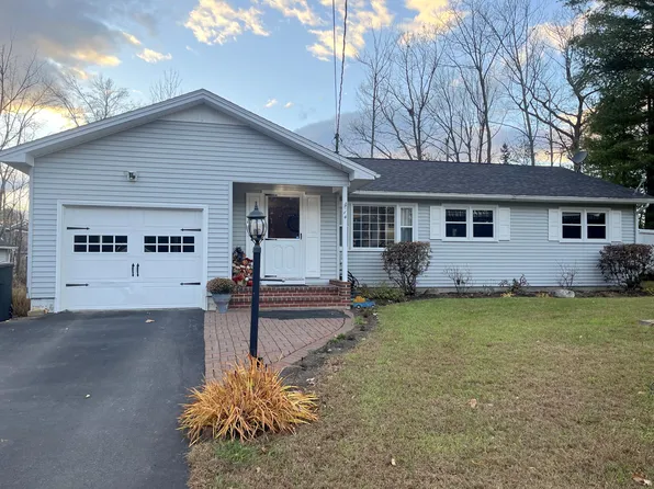 14 Frankwood Drive, Winslow, ME 04901