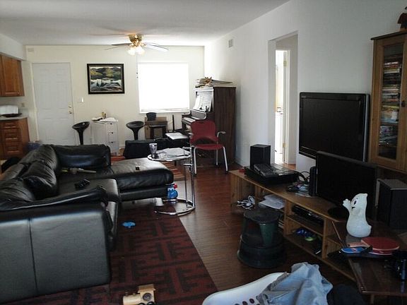2nd image of 21125 Violeta Ave