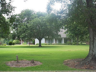   Front view fr. Lor. Rd