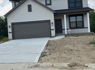 1935 Rolling River Cir, Saint Paul, MO 63366