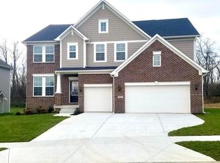 3142 Gray Hawk Dr, Columbus, IN 47201