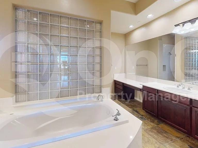36435 N Porta Nuova Rd — Photo 25