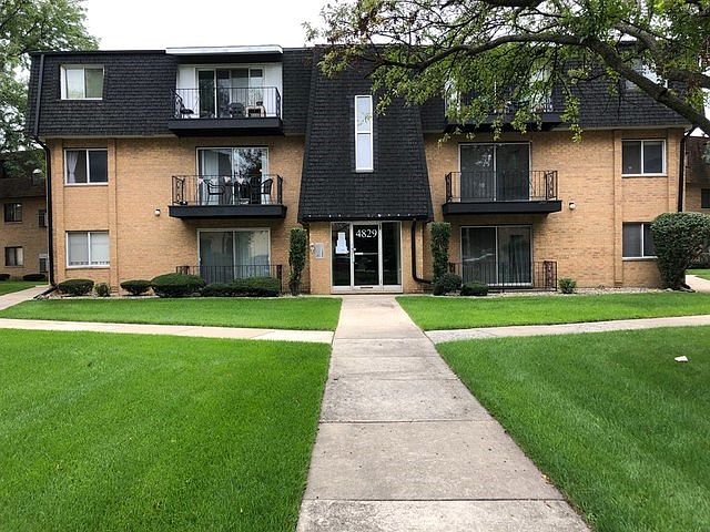 1st image of 4829 W 109th St APT 102