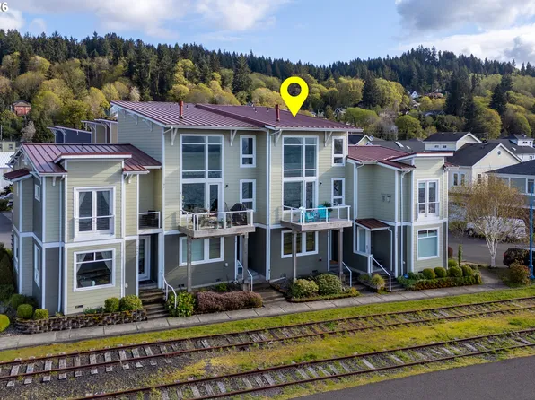 2910 Expedition Ln, Astoria, OR 97103