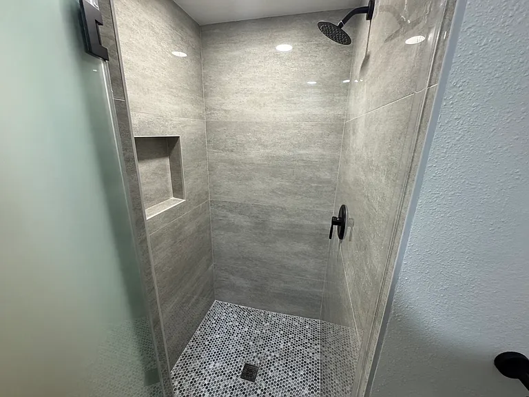 8932 Grand Ave — Photo 25