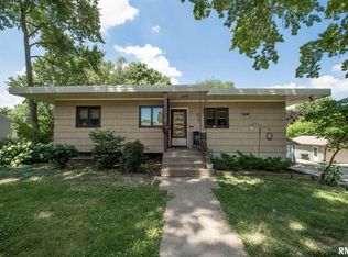 2320 41st St, Rock Island, IL 61201