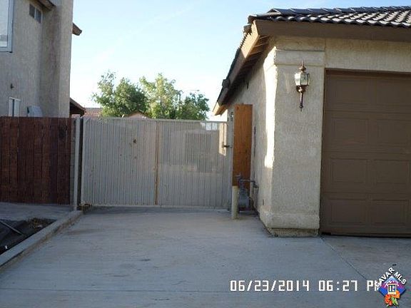 4th image of 1547 Astoria Ave