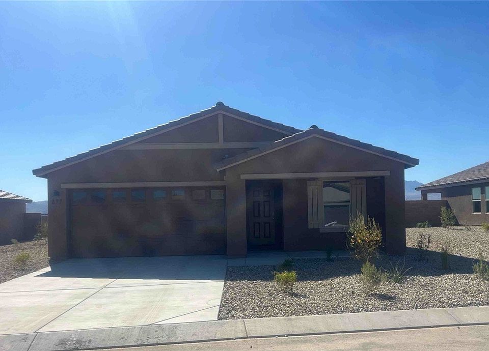 1st image of 877 Hoffman Drive