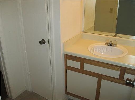 5th image of 8621 Bonaire Bay Ln APT 201