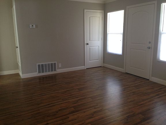 3rd image of 1660 Dover Ave