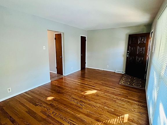 5th image of 5625 N Magnolia Ave