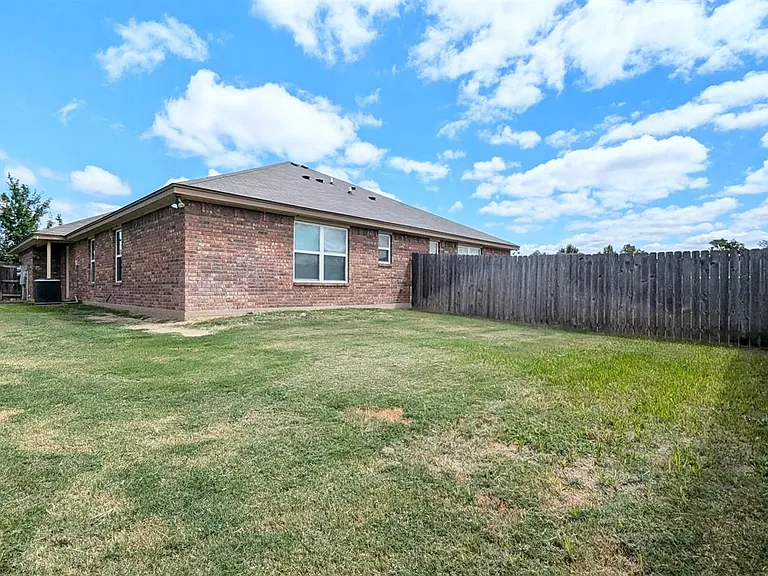 505A Kacie Dr — Photo 11
