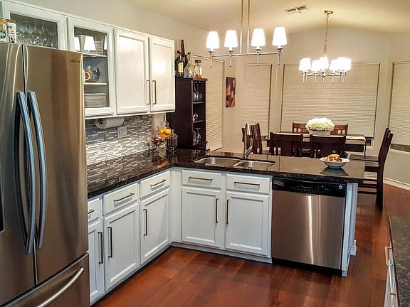 3rd image of 2639 W Desert Bluffs Ct