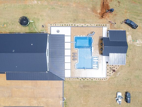 4th image of 2805 Kendrick Rd
