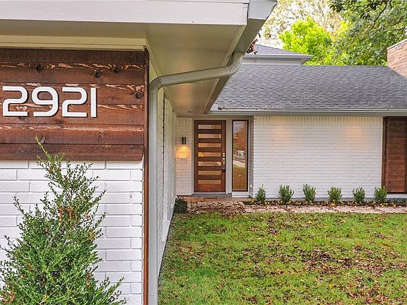 2nd image of 2921 Hartwood Dr