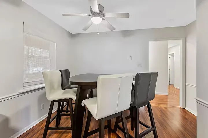 805 Horton Rd — Photo 8