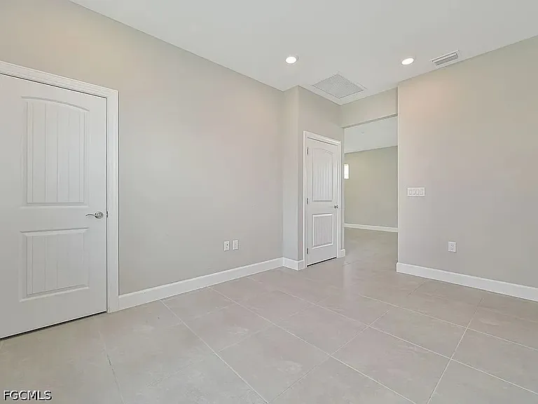 42218 Edgewater Dr — Photo 11