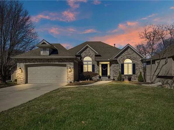 5708 NW 110th Ct, Kansas City, MO 64154