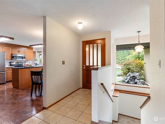5th image of 39424 258th Avenue SE