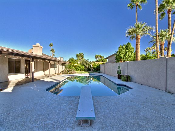 3rd image of 125 W Las Palmaritas Dr