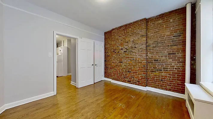 Rented by Compass | media 23