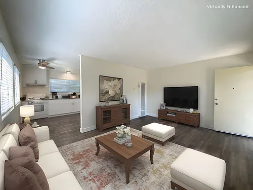 Olive Tree Manor Photo 1