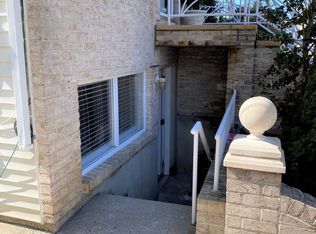 20 Bentley Ln, Staten Island, NY 10307