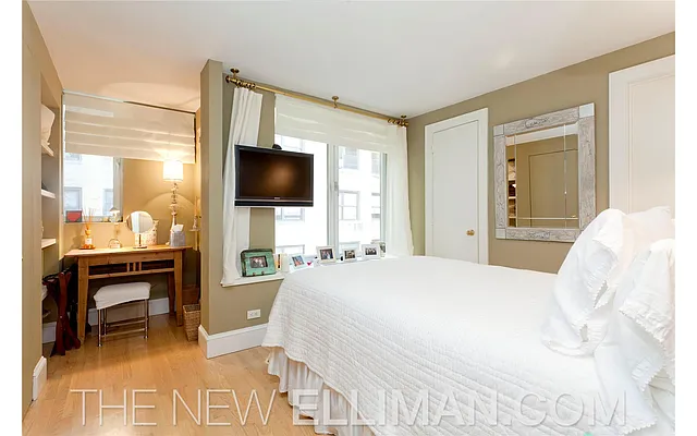 Sold by Douglas Elliman | media 7