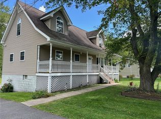 36 Robert Ln, Wappingers Falls, NY 12590
