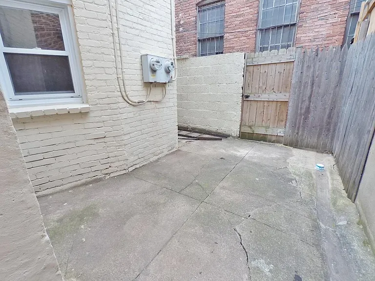8 S Ann St #1 — Photo 19