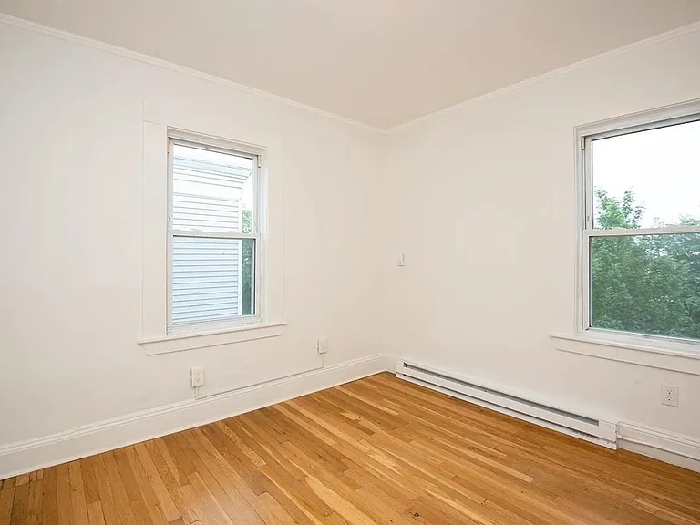 112 Adams St #3-R — Photo 8