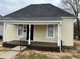 210 S Whitmer St, Richmond, MO 64085
