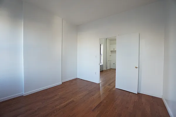 Rented by Rennit Inc. | media 24