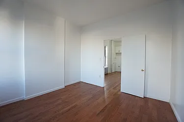 Rented by Rennit Inc.