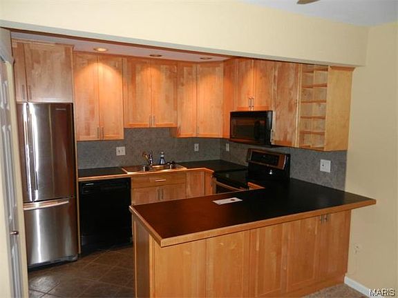 4th image of 1554 Autumn Leaf Dr