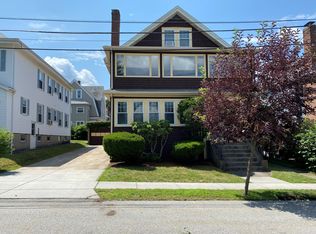 39 Carver Rd E #1, Watertown, MA 02472