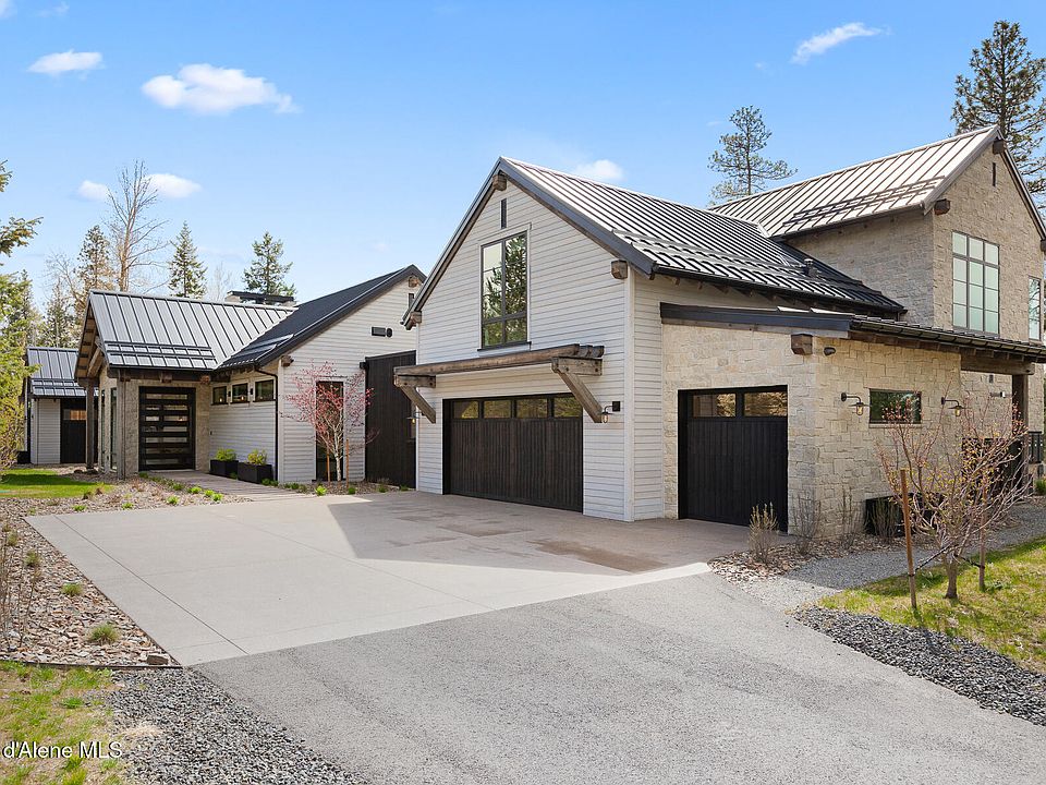 1st image of 2124 E Kettle Ridge Rd