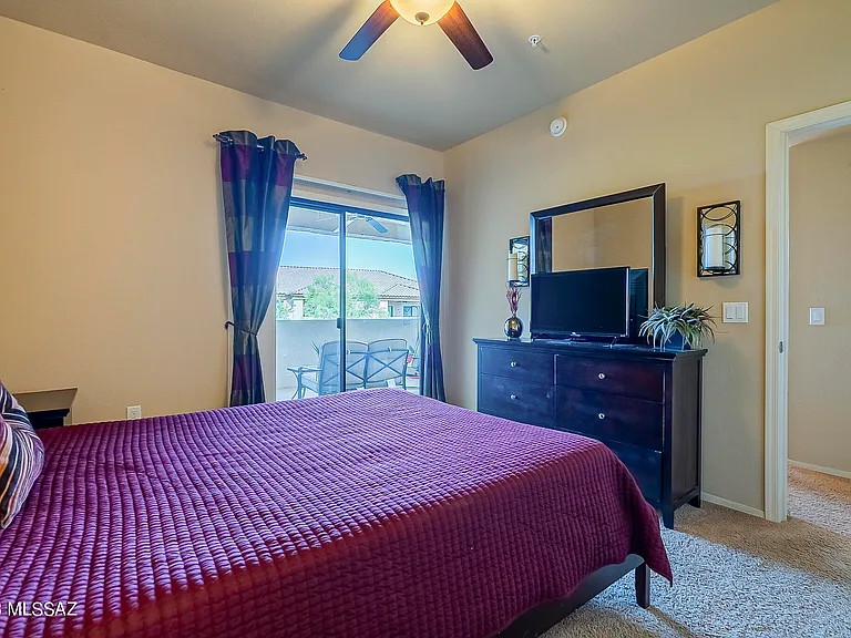 2550 E River Rd #16305 — Photo 16