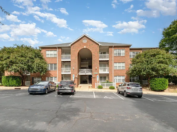 123 Sturbridge Dr, Clayton, NC 27520