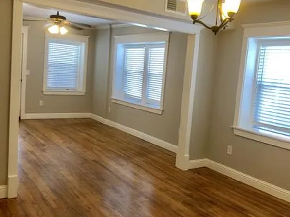 2803 Charlotte St APT 2S, Kansas City, MO 64109