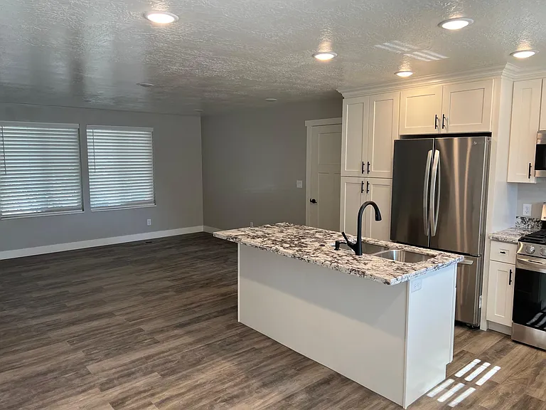 9164 S Scirlein Dr — Photo 5
