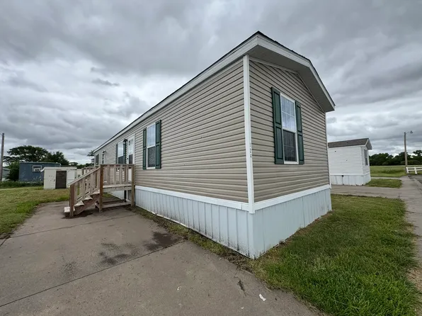 1010 Reservation Rd #I-24, Hays, KS 67601