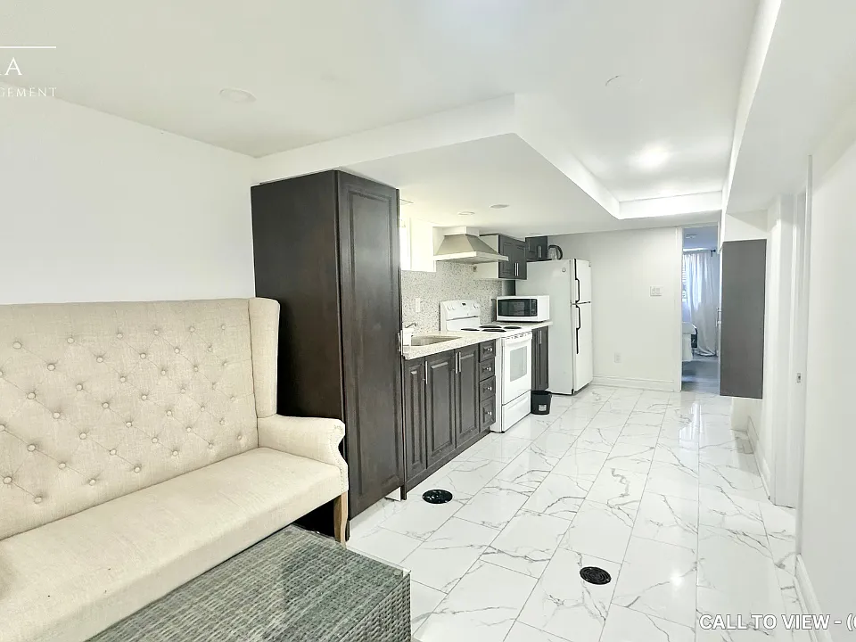 4 Golfhaven Dr #2