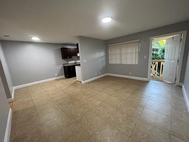 1st image of 2900 NE 17th Ave #217