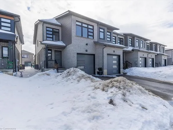 55 Wilkinson Ave, Cambridge, ON N1S 0C5