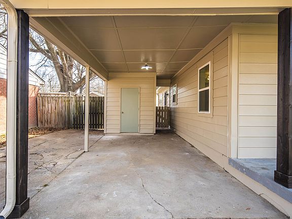 2nd image of 1750 Sea Isle Rd