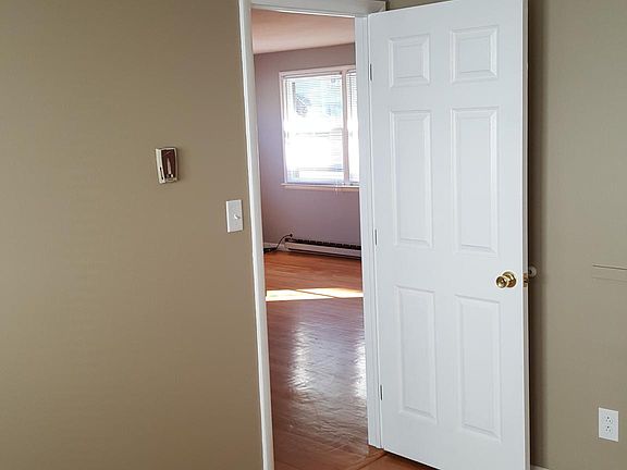 4th image of 2022 Baker Ave #A