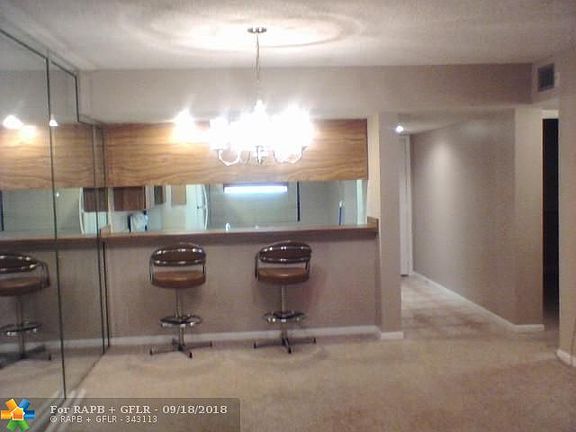 4th image of 1701 Whitehall Dr APT 201